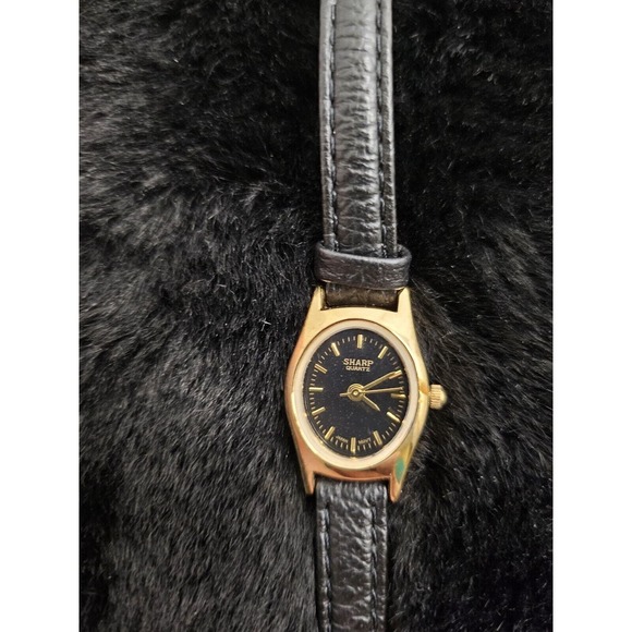 Rare Vintage Sharp Ladies Watch Gold Tone Water Resist Leather New Battery - Picture 3 of 10